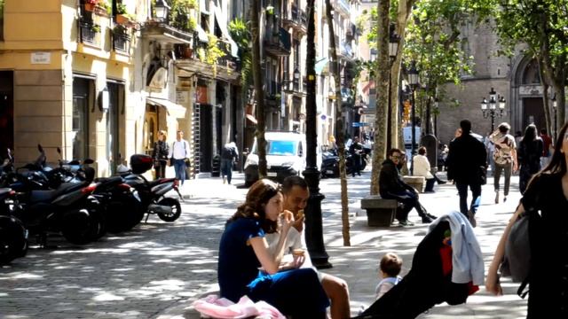 Лучший город для жизни Барселона. Уникальный Монастырь Монсеррат и Интересные Испанские традиции. смотреть онлайн