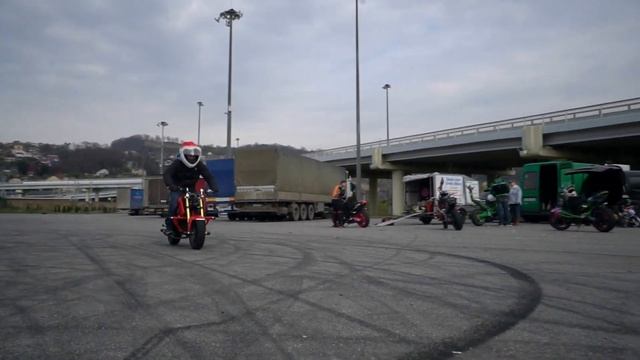 Стант на honda grom смотреть онлайн