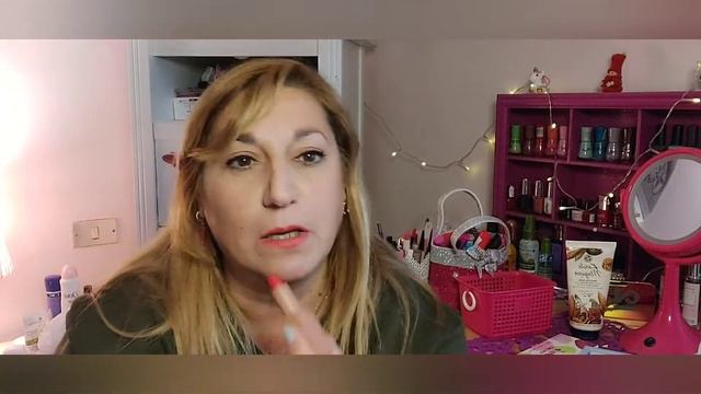 Decluttering mascara...chiacchiere makeup.. nuovi bijou....Sono tornata!! смотреть онлайн