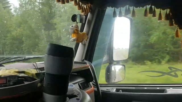 Дальнобой на Volvo VNL. Еду в Пермский край. смотреть онлайн