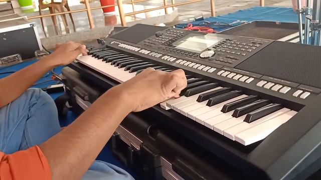 Legato strings in Yamaha psr 975 Mahaganudavuu смотреть онлайн