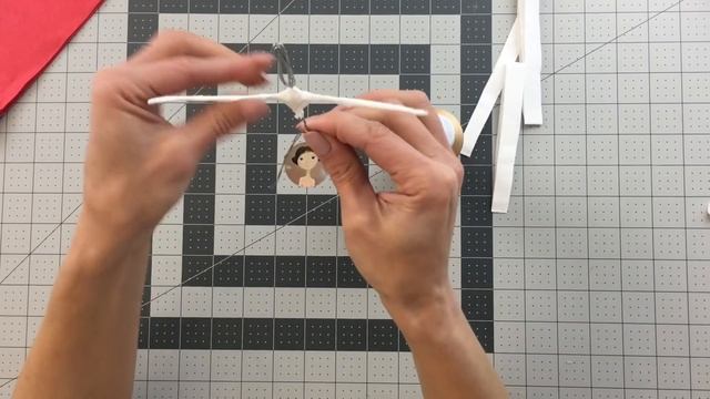 DIY ? ЁЛОЧНАЯ ИГРУШКА БАЛЕРИНА ЗА 20 МИН I КУКОЛКА ИЗ ПРОВОЛОКИ И САЛФЕТОК смотреть онлайн