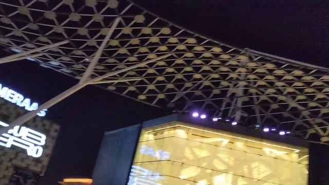 City Walk, Дубай смотреть онлайн