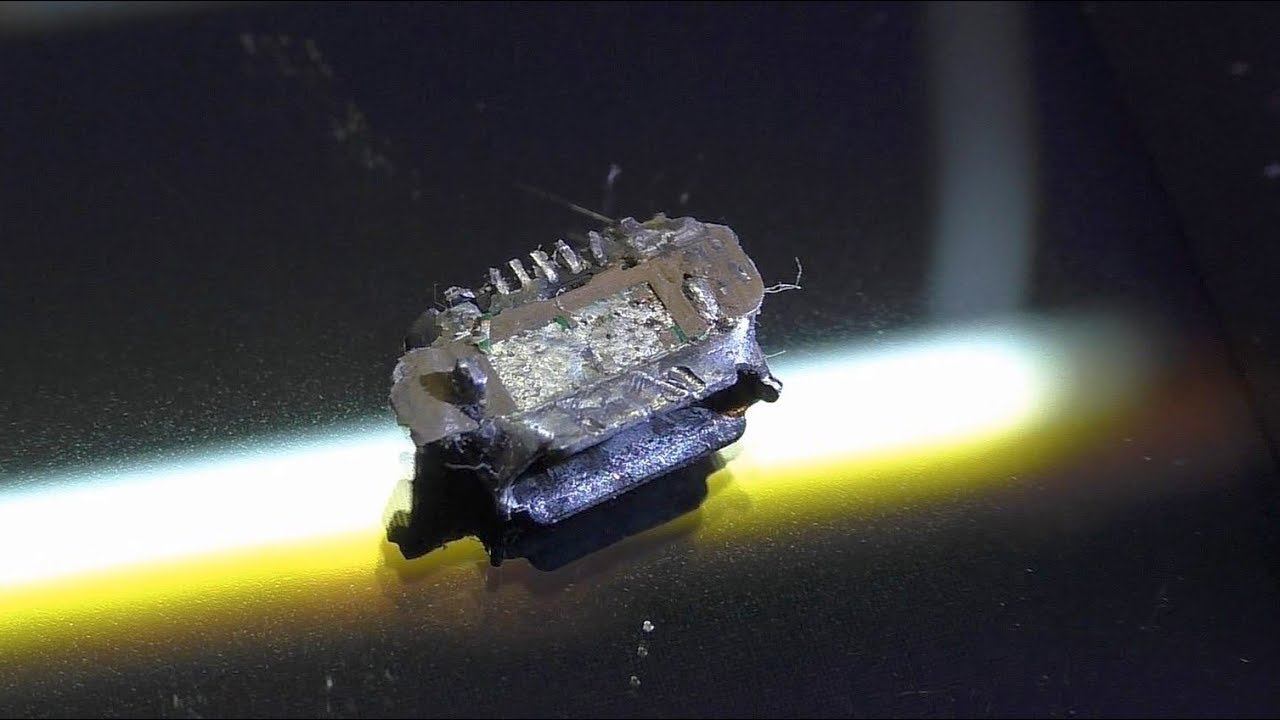 ВЫРВАЛИ РАЗЪЁМ С КУСКОМ ПЛАТЫ. Планшет Lenovo смотреть онлайн