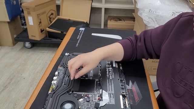 Msi Stealth 17 노트북 업그레이드