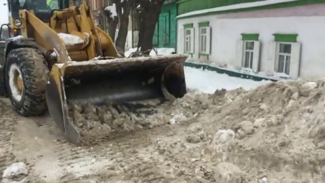 Уборка снега в Оренбурге смотреть онлайн