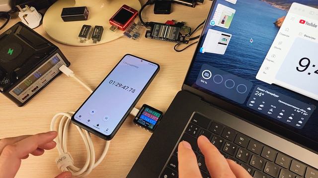 Как заряжается Apple MacBook Pro 16" ёмкость 100 Wh мощность 140W смотреть онлайн