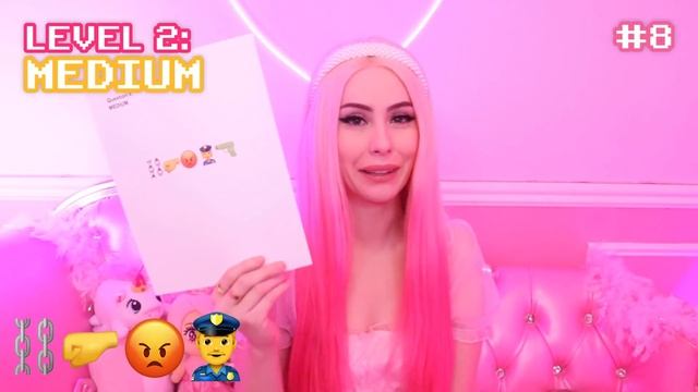Guess The ROBLOX GAME Using EMOJIS ONLY Challenge смотреть онлайн