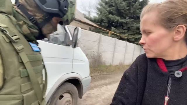 Привезли тортик и фрукты маленькой Даше. смотреть онлайн