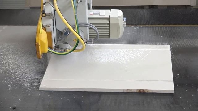 Обрабатывающий центр 5 осный станок и ватерджет. Резка мрамора на станке COMBO смотреть онлайн