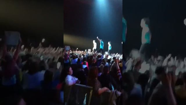 Justin Bieber performing OLLG in Moscow, Russia. 30 04 13 смотреть онлайн