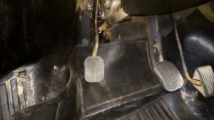 Замена главного цилиндра сцепления Нива 21213 .