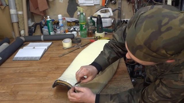 Перетяжка сидения мотоцикла ТРИУМФ Часть 1 смотреть онлайн