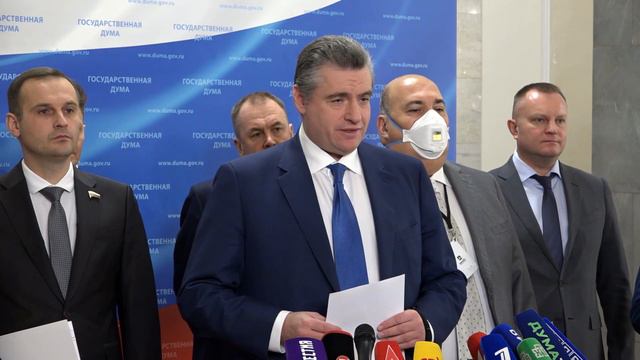 Наша задача защитить работников сферы социального обслуживания наравне с официальным медперсоналом! смотреть онлайн