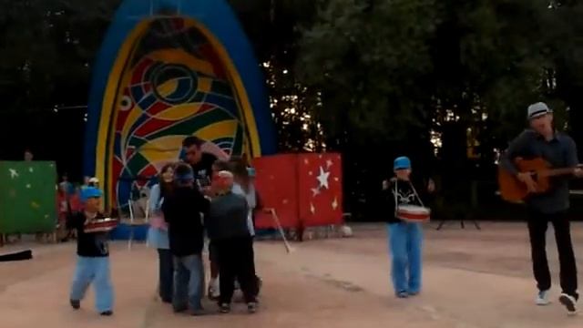 Рок против попсы.MP4 смотреть онлайн