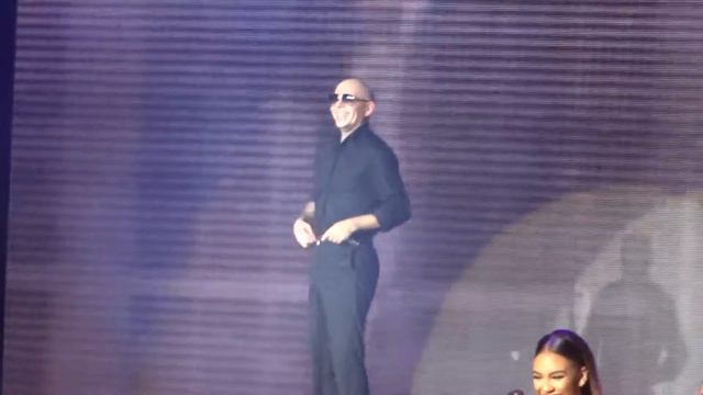 Pitbull - Bon Bon смотреть онлайн