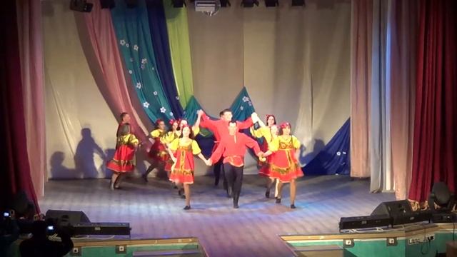 танец"Я зато люблю Ивана" исп.анс."Калина красная" Центра помощи семье и детям 21.04.2018 смотреть онлайн