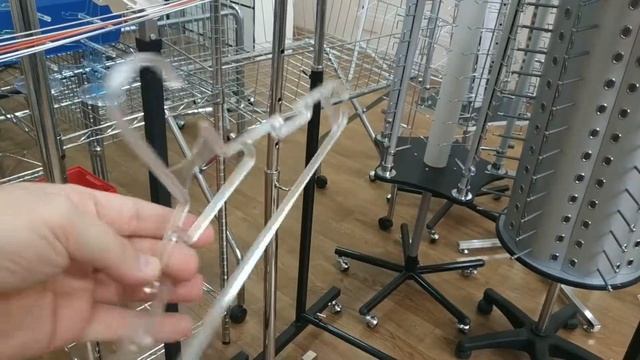 Вешалка детская прозрачная.mp4 смотреть онлайн