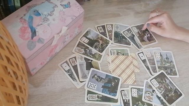 Гадание на даму червовую. Для мужчин ♦️♠️♥️♣️ смотреть онлайн