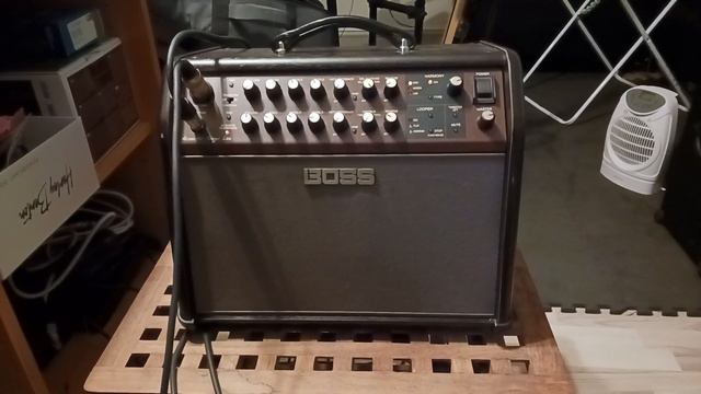 Quest for nice acoustic amplified tone. Boss Acoustic live singer is amazing! #mehappy смотреть онлайн