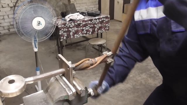 ТЕПЕРЬ штампую и ПРОДАЮ! Самоделка за ЧАС! Без токарки. Холодная ковка