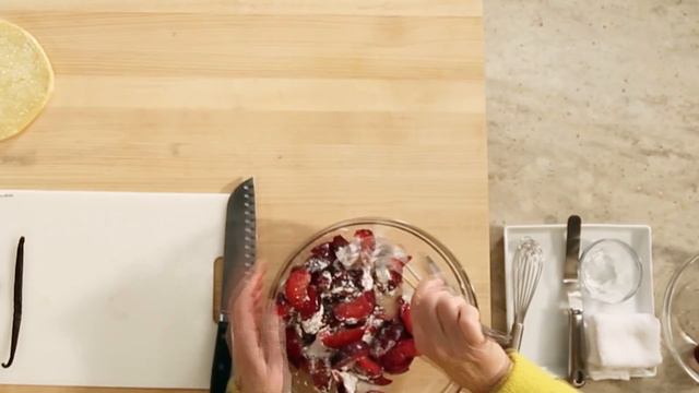 How to Make Martha Stewart's Plum Galette | Martha Bakes Recipes | Martha Stewart смотреть онлайн