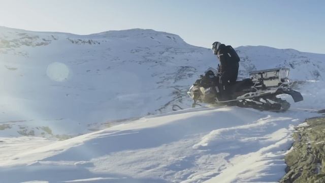 Lynx Adventure - Introducing Commander Touratech смотреть онлайн