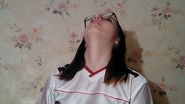 ПСЕВДОВЛОГ Что в моём пенале? Как правильно носить колготы? смотреть онлайн