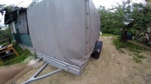 плот из бочек . Семейный отдых. Сплав.