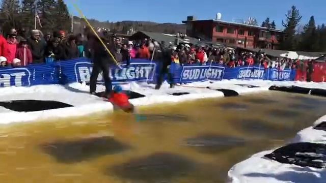 Chase - Sink or Skim 2019 смотреть онлайн