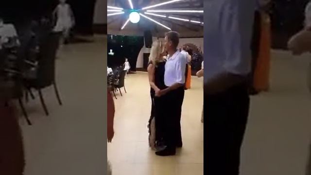 Медленный танец)) смотреть онлайн