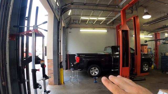 Slow Porsche, Fast BMW, Old Supra, Fresh Tires And More (vlog)