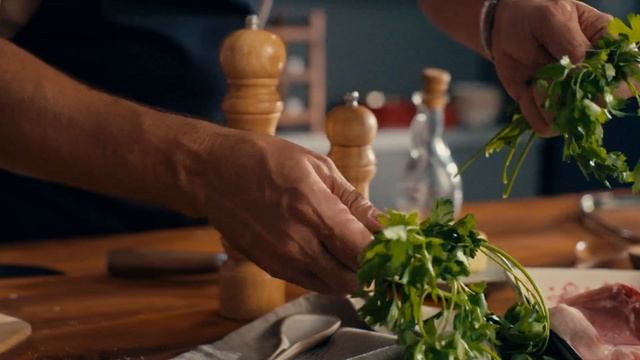 Tigaie grill, ca să fim atenți смотреть онлайн