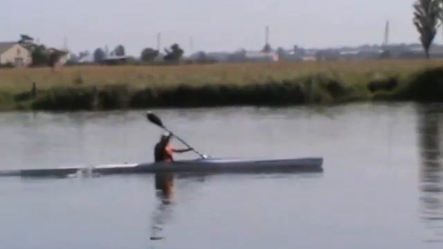 Вова на соревнованиях по гребле на байдарке смотреть онлайн