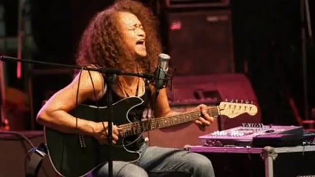 DANIEL SAHULEKA - Don't Sleep Away This Night смотреть онлайн