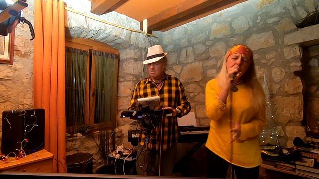 BellaBrova and KeyG. Numb (acoustic) смотреть онлайн