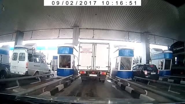 Как не надо проезжать платку :) смотреть онлайн