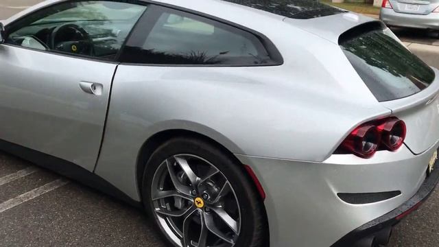 Ferrari GTC4 Lusso T walk around. Deadpool interior смотреть онлайн