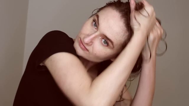УКЛАДКА ДЛЯ ПУШИСТЫХ ВЬЮЩИХСЯ ВОЛОС смотреть онлайн