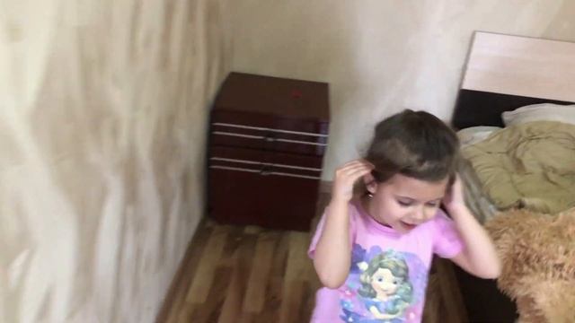 Мелина ловит злого кота смотреть онлайн