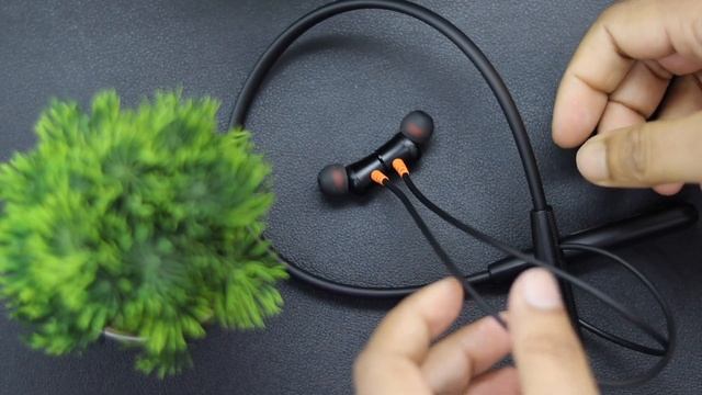 NOISE AIRWAVE Bluetooth Neck Band Under budget | Review смотреть онлайн