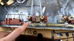 Как починить пьезоподжиг на газовой плите { НЕТ ИСКРЫ }