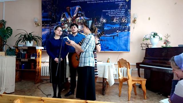 Посмотрю я на небо синее... смотреть онлайн