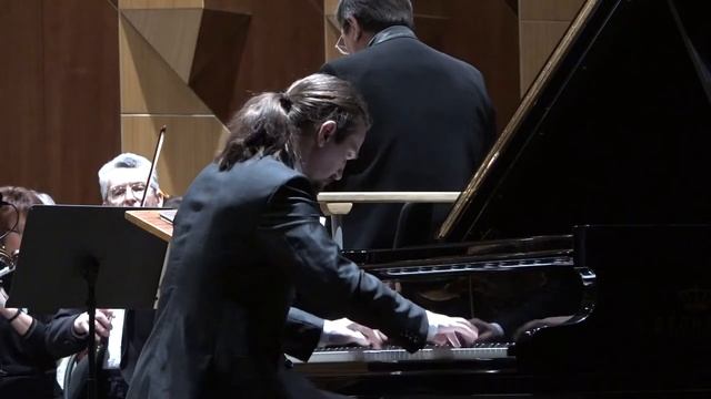 П. Чайковский "Концерт №1 для фортепиано с оркестром. Финал"
Автор: Е.Старкова, М.Князев смотреть онлайн