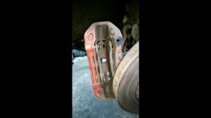 Порш Кайен/Porsche Cayenne 2013г. замена передних тормозных колодок