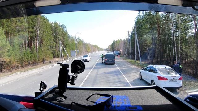 Мерс через 6 месяцев эксплуатации. Грыжа на колесе... смотреть онлайн