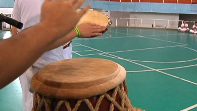 El Club Abadá Capoeira bautizó a sus integrantes [Noticias] - TeleMedellin смотреть онлайн