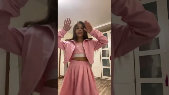 Бренд Миланы Хаметовой смотреть онлайн