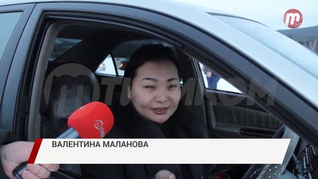 В Улан-Удэ неравнодушные автолюбители решили поддержать наших воинов на Украине смотреть онлайн