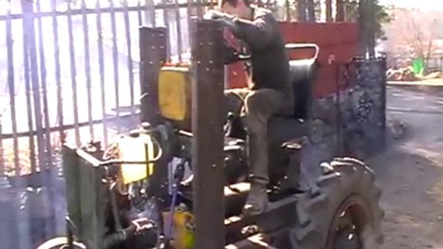 самодельный трактор,двигатель пускач смотреть онлайн